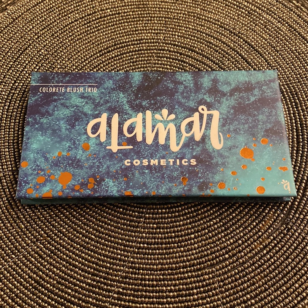 Alamar Cosmetics